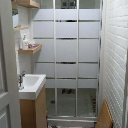 Appartement Individuel En Maison Beaumont-sur-Oise Exterior photo
