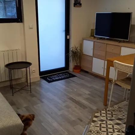 Appartement Individuel En Maison Beaumont-sur-Oise Exterior photo