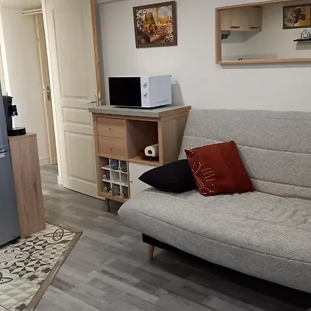 Appartement Individuel En Maison Beaumont-sur-Oise Exterior photo